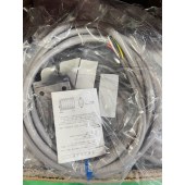 OMRON 欧姆龙 封闭式开关 D4C-1224