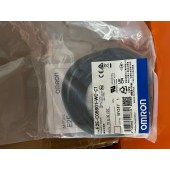 OMRON 欧姆龙 小径型接近传感器 E2E-C05S01-WC-C1 2M OMS