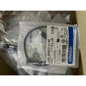 OMRON 欧姆龙 小径型接近传感器 E2E-S05S12-CJ-B2 0.3M OMS