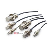 OMRON 欧姆龙 耐油接近传感器 标准型 E2ER-X2D2 2M