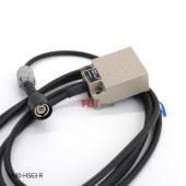 OMRON 欧姆龙 RFID系统 V680S-A51 10M