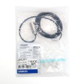 OMRON 欧姆龙 圆柱型光电传感器 E3FB-DP11 2M OMS